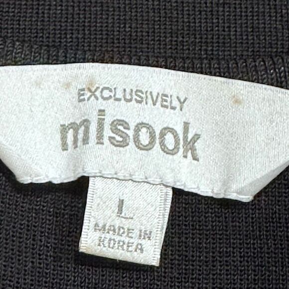 Misook Stretch Knit 3/4 Sleeve Crew - Picture 3 of 4